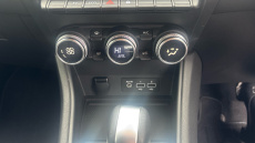 Renault Captur 1.6 E-TECH Hybrid 145 Iconic Edition 5dr Auto Hybrid Hatchback